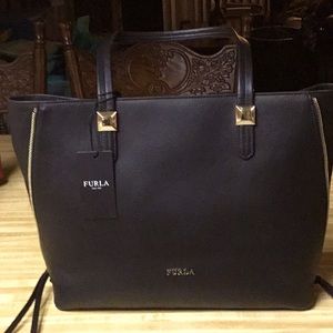 New Furla Leather Tote💥💥💥SUPER SALE💥💥💥